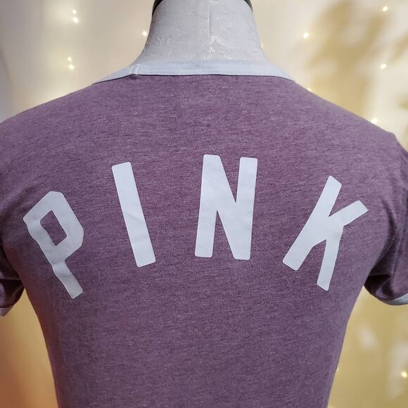 PINK Victoria's Secret Spellout Embroidered Logo Ringer T-Shirt Women's XS Top - Picture 4 of 7